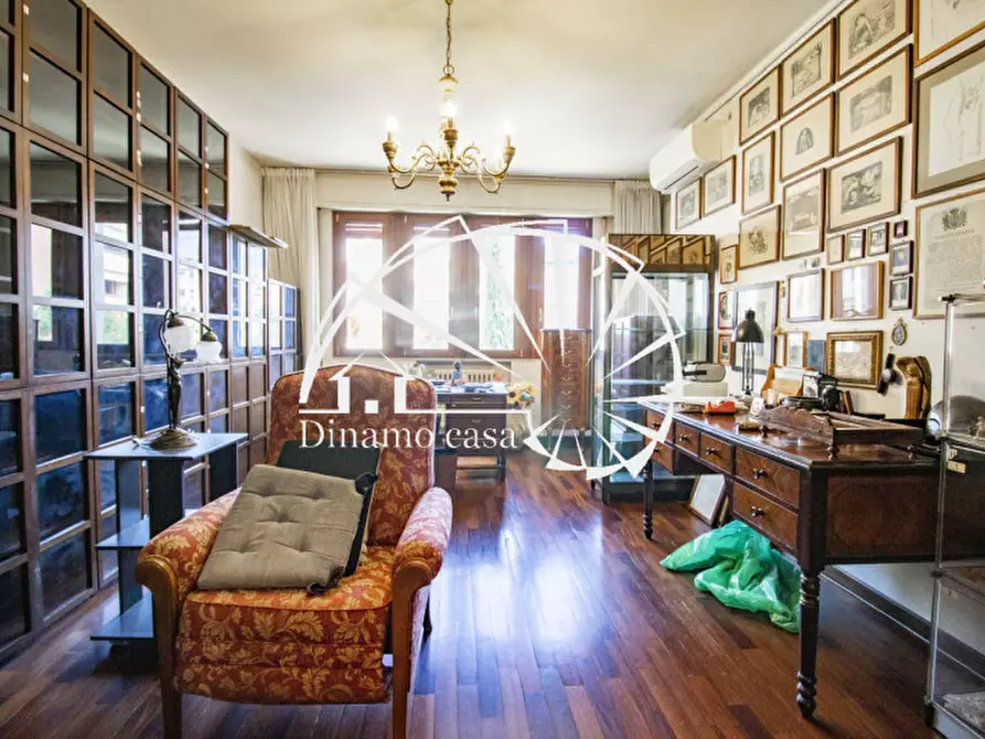 Immagine 5 di Appartamento in vendita  in Via Valentini a Prato