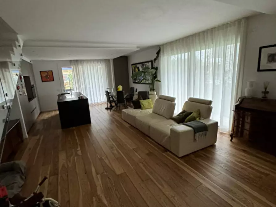 Immagine 3 di Casa bifamiliare in vendita  in Via Bolzani a Masera' Di Padova