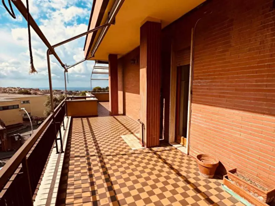 Immagine 31 di Attico in vendita  in via marcantonio colonna a Marino