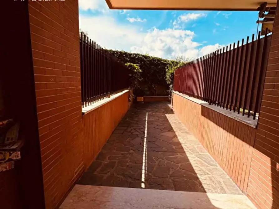 Immagine 38 di Attico in vendita  in via marcantonio colonna a Marino