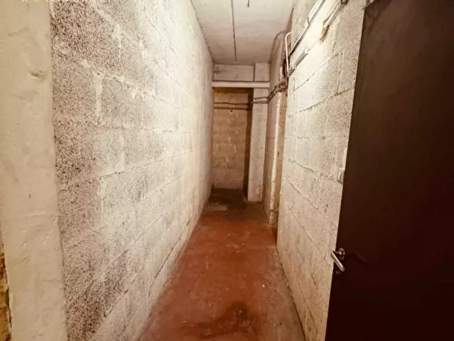 Immagine 43 di Attico in vendita  in via marcantonio colonna a Marino