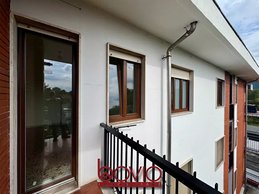 Immagine 3 di Appartamento in vendita  in STRADA DEI BIASONI N°39 a Torino