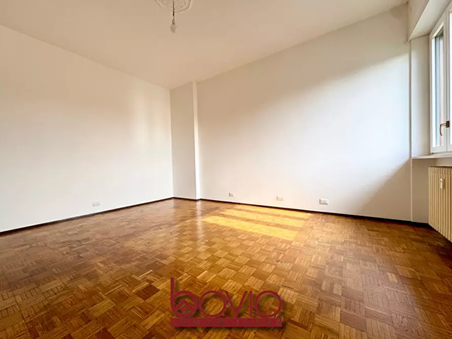 Immagine 40 di Appartamento in vendita  in STRADA DEI BIASONI N°39 a Torino