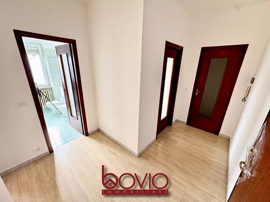 Immagine 42 di Appartamento in vendita  in STRADA DEI BIASONI N°39 a Torino