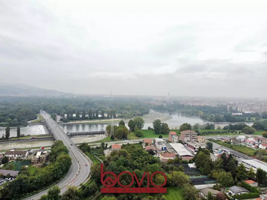 Immagine 48 di Appartamento in vendita  in STRADA DEI BIASONI N°39 a Torino