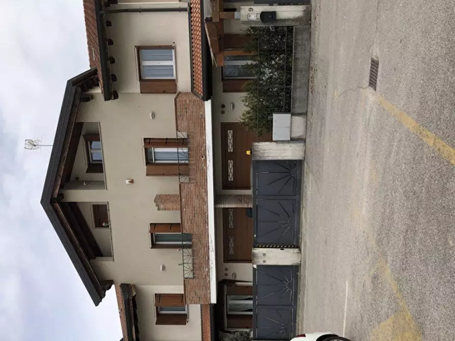 Immagine 1 di Appartamento in vendita  in Via Della Costituzione n 9 - 35020 Albignasego (PD) a Albignasego