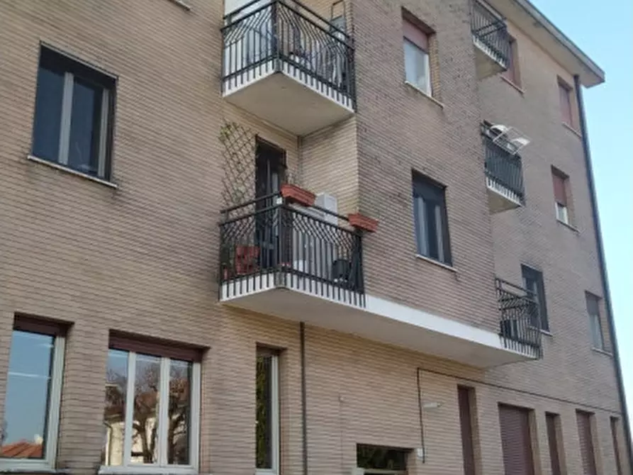 Immagine 1 di Appartamento in vendita  in via rinascimento 7 a Bernareggio