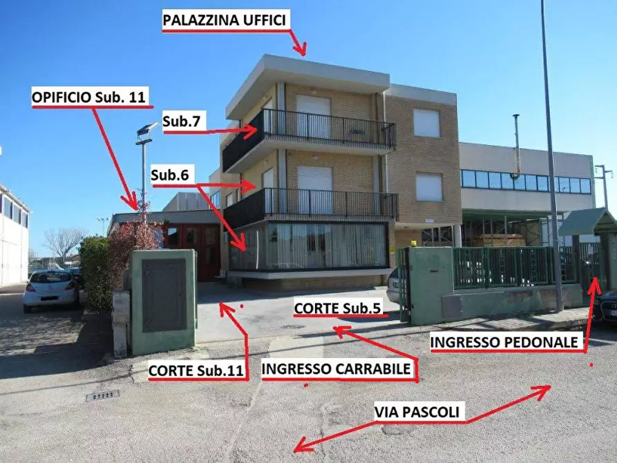 Immagine 1 di Appartamento in vendita  in Via Giovanni Pascoli n 66 - 65010 Cappelle sul Tavo (PE) a Cappelle Sul Tavo