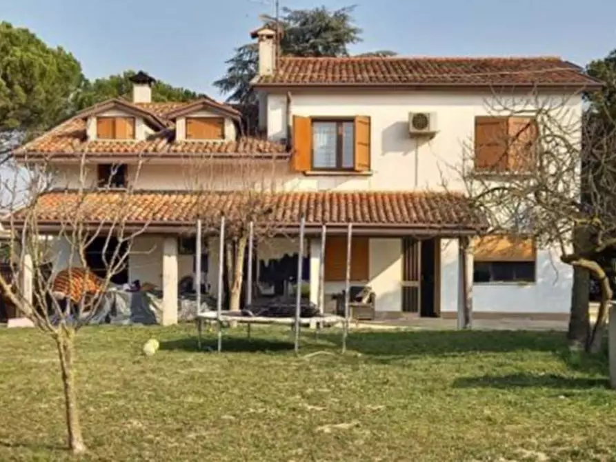 Immagine 1 di Villa in vendita  in Via Cavin Maggiore, 110 a Pianiga