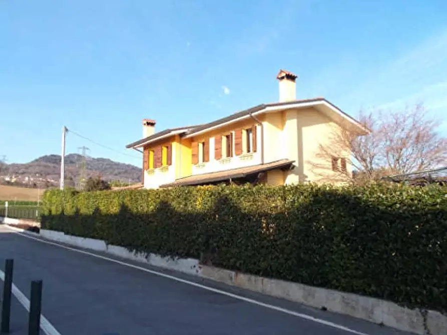 Immagine 1 di Villa in vendita  in Via Motte, 47 - 31010 Maser (TV) a Maser