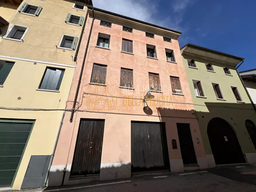 Immagine 1 di Appartamento in vendita  in Via Capitano Sella n 15 a Schio