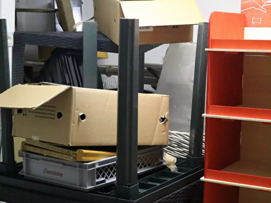 Immagine 6 di Attività commerciale in vendita  in Via Bari a Bolzano