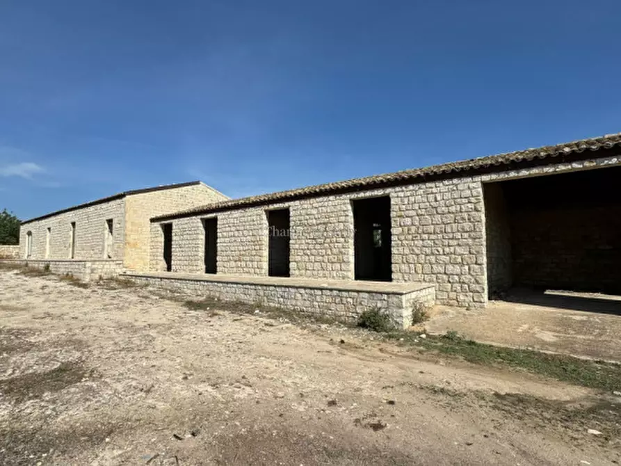 Immagine 26 di Casa indipendente in vendita  a Modica