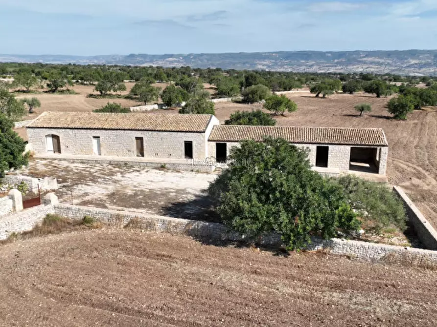 Immagine 35 di Casa indipendente in vendita  a Modica