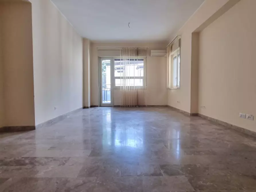 Immagine 7 di Ufficio in vendita  in MILAZZO, VIA C. COLOMBO 7 a Milazzo