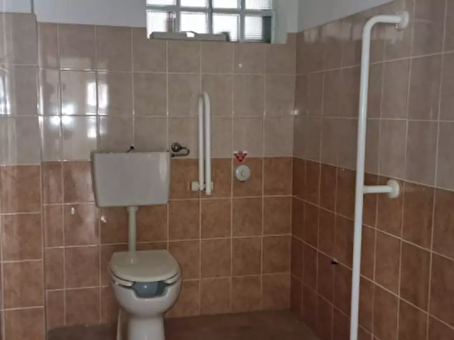 Immagine 13 di Ufficio in vendita  in MILAZZO, VIA C. COLOMBO 7 a Milazzo