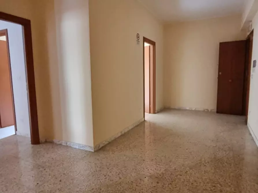 Immagine 21 di Ufficio in vendita  in MILAZZO, VIA C. COLOMBO 7 a Milazzo