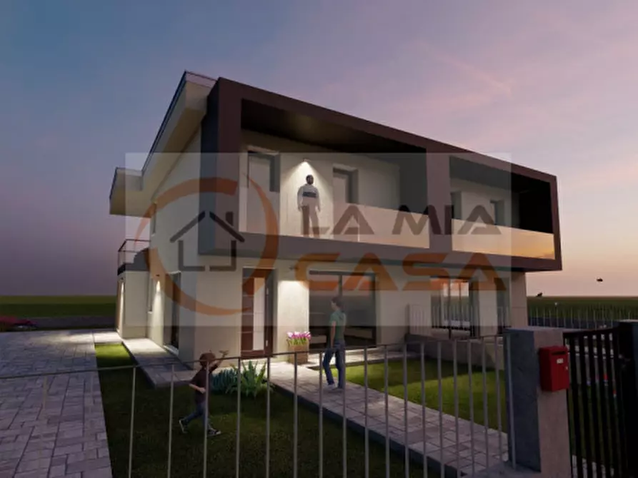 Immagine 6 di Casa bifamiliare in vendita  in Viale Chiesa - Campolongo Maggiore (VE) a Campolongo Maggiore