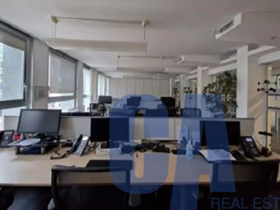 Immagine 3 di Ufficio in affitto  in VIA FARA GUSTAVO a Milano