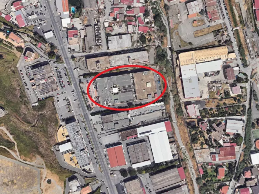 Immagine 16 di Ufficio in vendita  in Via Lucrezia  della Valle, N. snc a Catanzaro