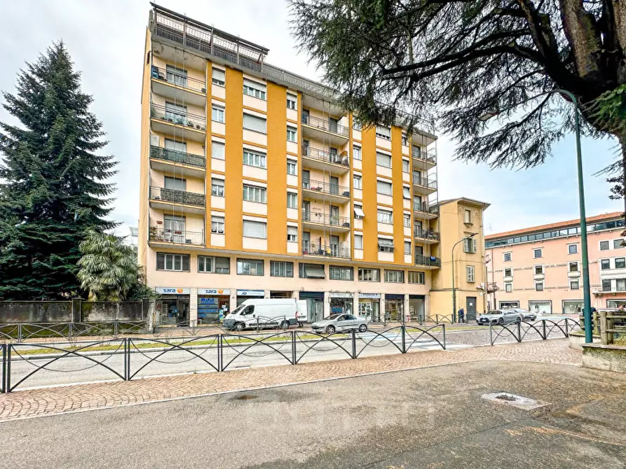 Immagine 1 di Appartamento in vendita  in via vittorio veneto 6 a Borgosesia