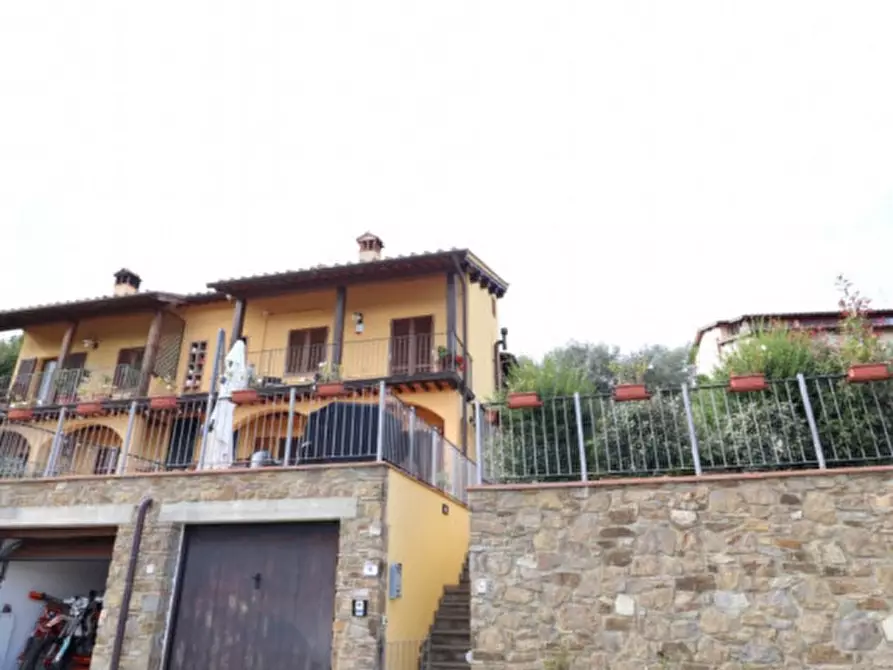 Immagine 30 di Villetta a schiera in vendita  in miravalle a Montevarchi