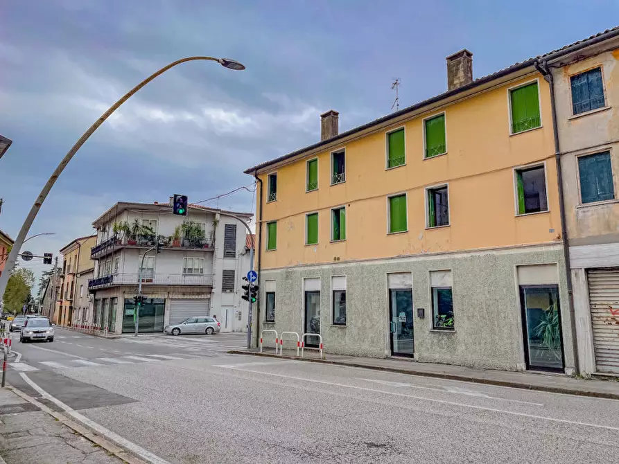 Immagine 4 di Appartamento in vendita  in corso campagna a Thiene