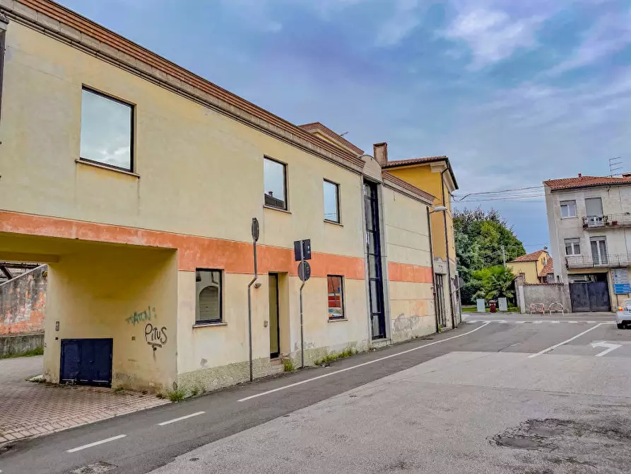 Immagine 5 di Appartamento in vendita  in corso campagna a Thiene