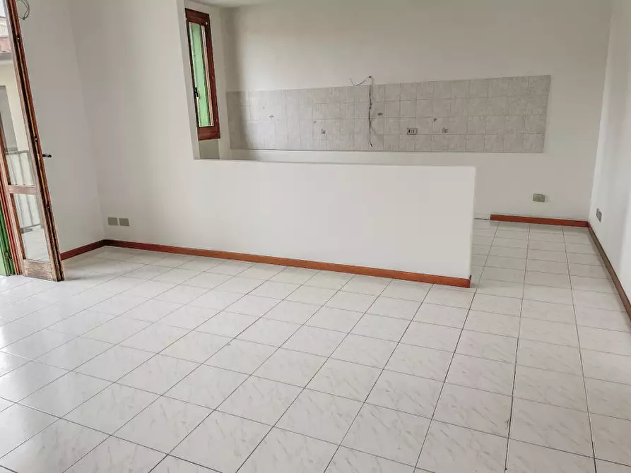 Immagine 7 di Appartamento in vendita  in corso campagna a Thiene