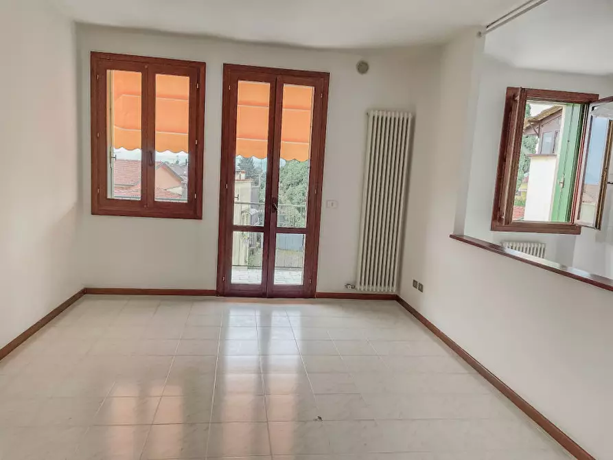 Immagine 16 di Appartamento in vendita  in corso campagna a Thiene