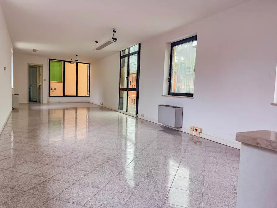 Immagine 24 di Appartamento in vendita  in corso campagna a Thiene