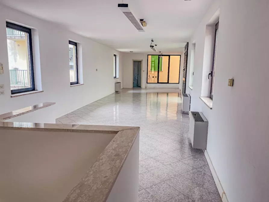 Immagine 25 di Appartamento in vendita  in corso campagna a Thiene