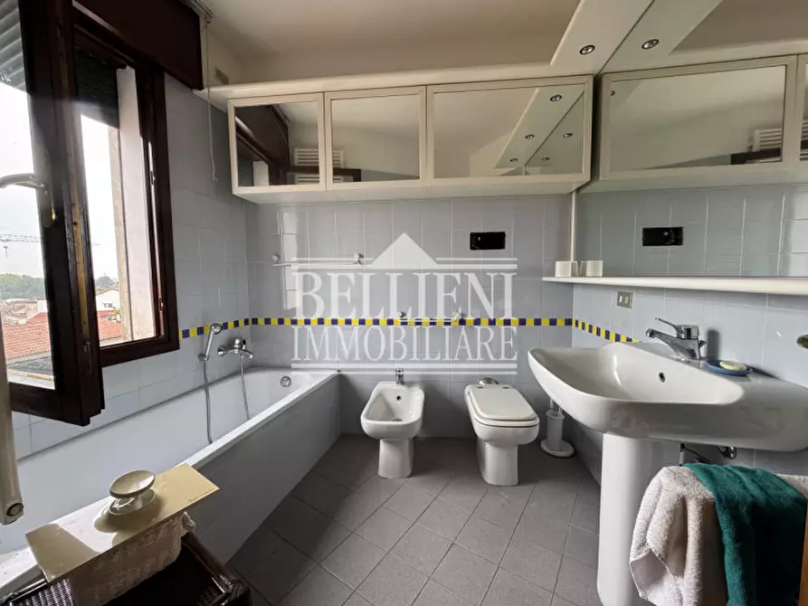 Immagine 10 di Attico in affitto  in corso Palladio a Vicenza