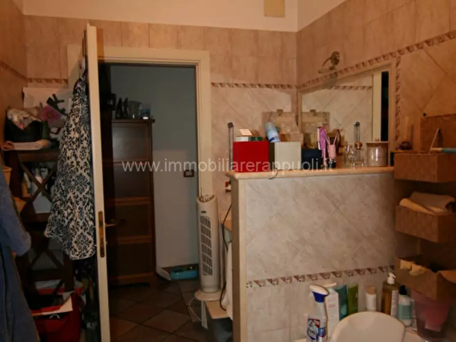 Immagine 7 di Appartamento in vendita  a Sinalunga