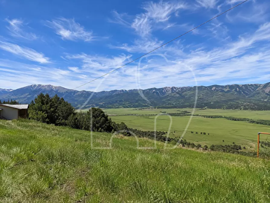 Immagine 4 di Terreno in vendita  a Comano Terme