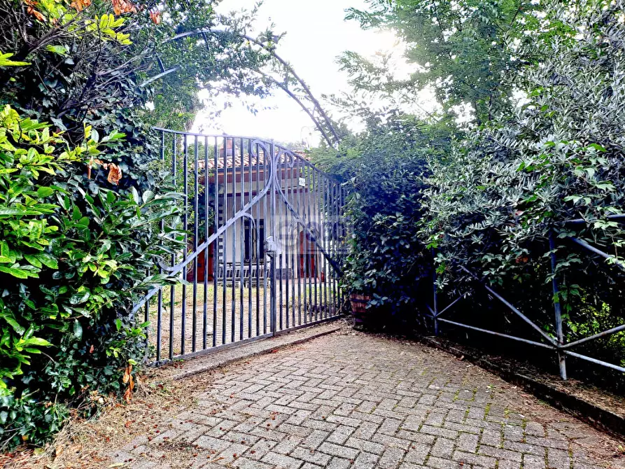 Immagine 9 di Villa in vendita  in Via XXV Aprile a Provaglio D'iseo