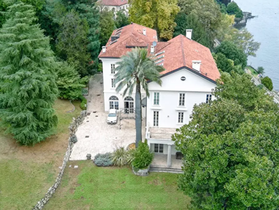 Immagine 4 di Hotel in vendita  in Via Giuseppe Mazzini, 127 a Belgirate