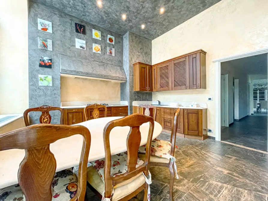 Immagine 13 di Hotel in vendita  in Via Giuseppe Mazzini, 127 a Belgirate