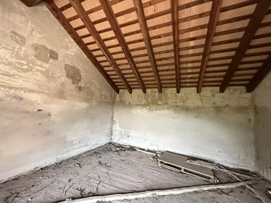 Immagine 11 di Rustico / casale in vendita  in VIA PALAZZINA a Arqua' Petrarca