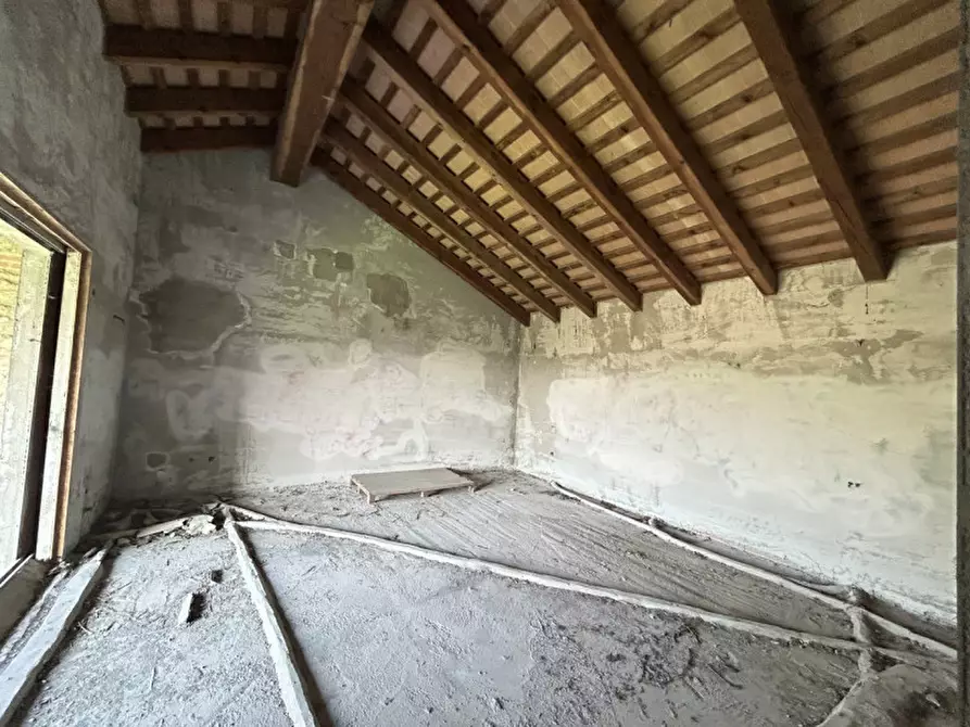 Immagine 20 di Rustico / casale in vendita  in VIA PALAZZINA a Arqua' Petrarca