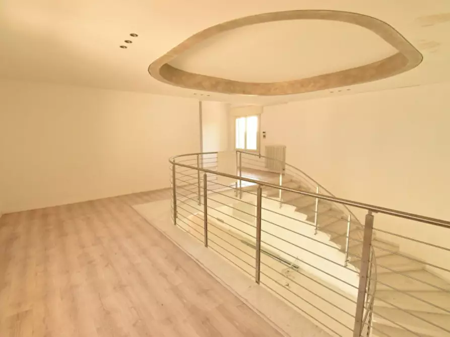 Immagine 8 di Villa in vendita  in Via Roma a Veggiano