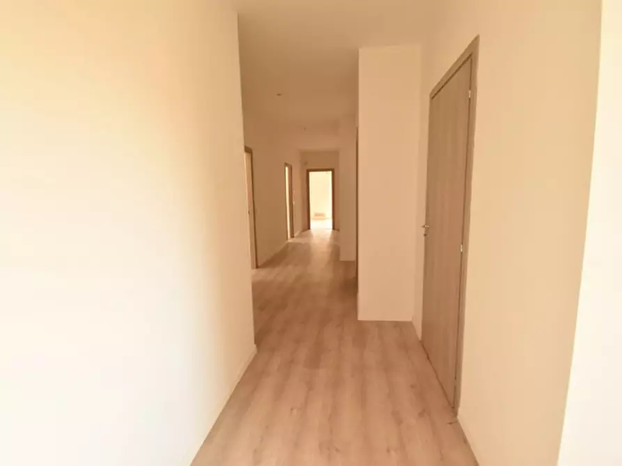 Immagine 9 di Villa in vendita  in Via Roma a Veggiano