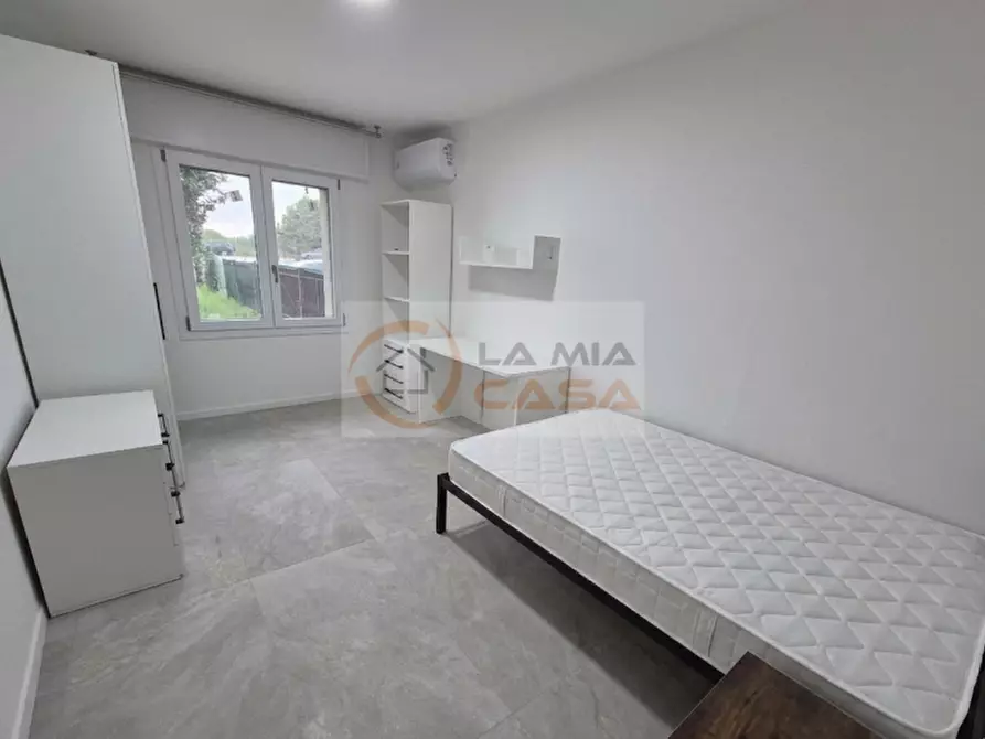 Immagine 7 di Camera in affitto  in via romea 131 a Legnaro