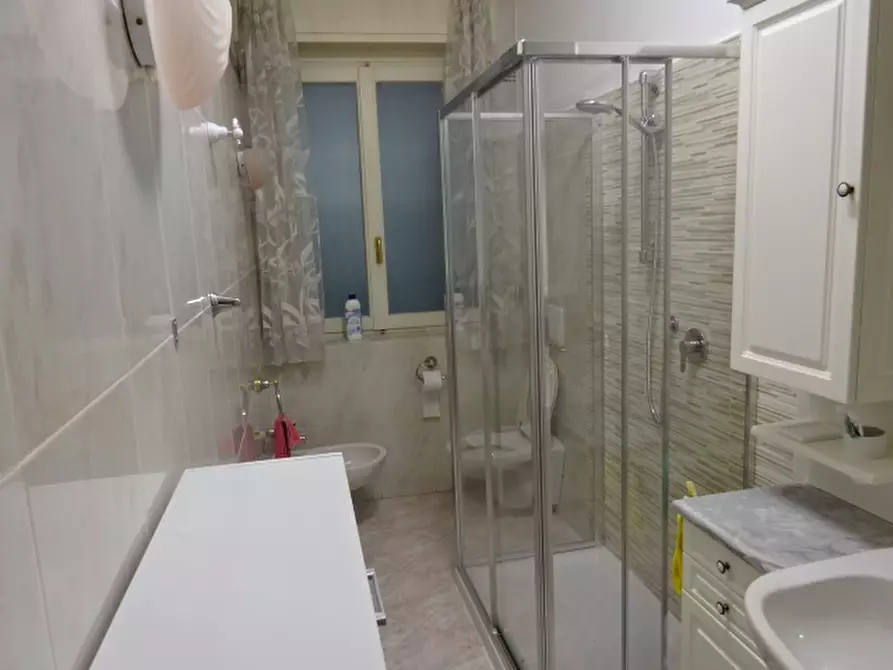 Immagine 11 di Appartamento in vendita  in Strada San Martino a San Remo