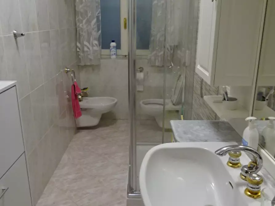 Immagine 12 di Appartamento in vendita  in Strada San Martino a San Remo