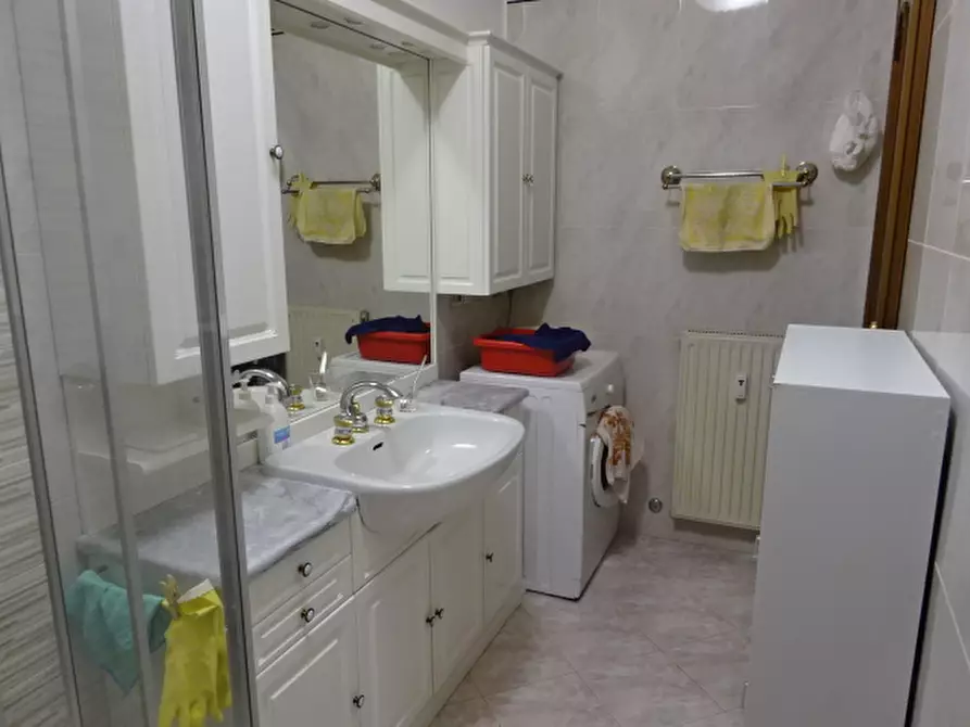 Immagine 13 di Appartamento in vendita  in Strada San Martino a San Remo