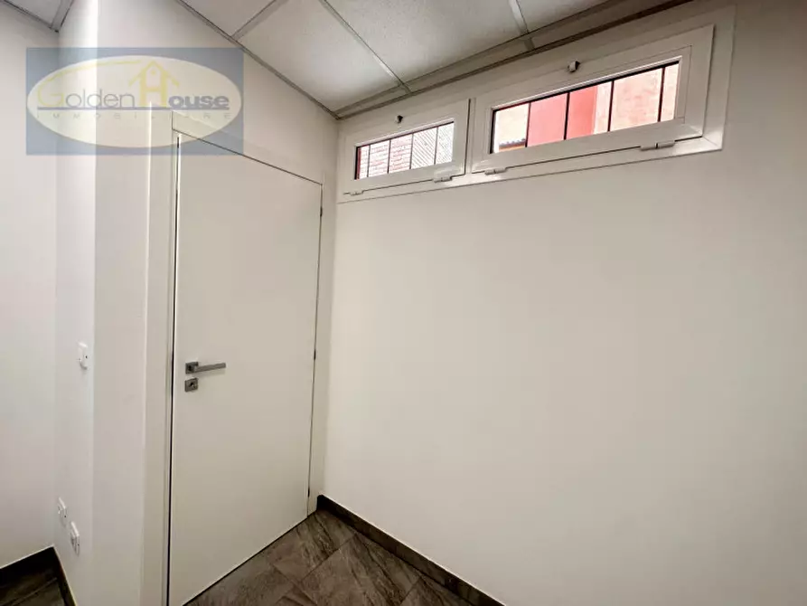 Immagine 8 di Negozio in affitto  in Corso Mazzini 84 a Molinella