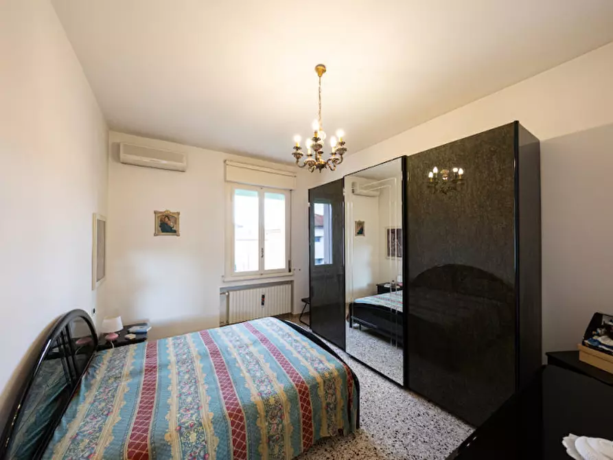 Immagine 9 di Appartamento in vendita  in via spaventa a Imola