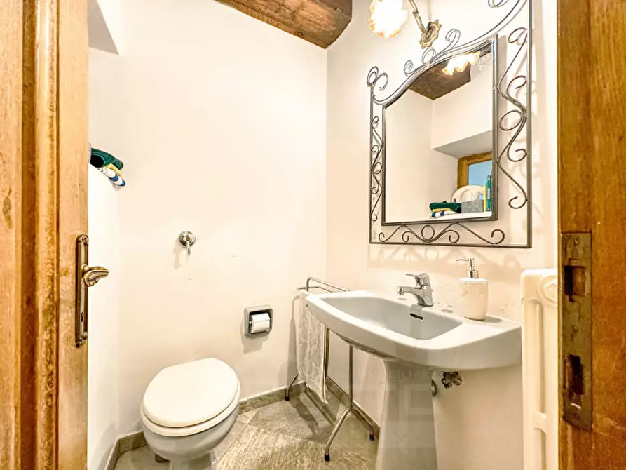 Immagine 34 di Casa indipendente in vendita  in cannobio, via crocifisso 2 a Cannobio