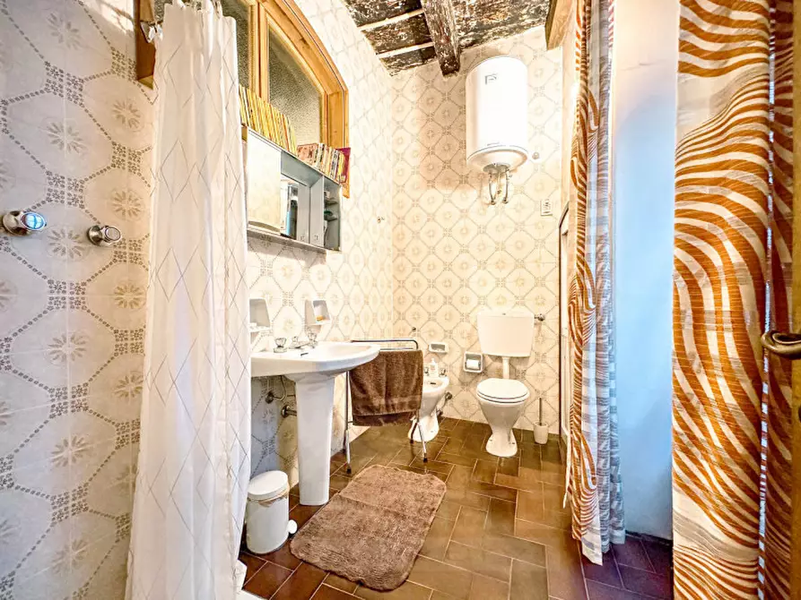 Immagine 35 di Casa indipendente in vendita  in cannobio, via crocifisso 2 a Cannobio